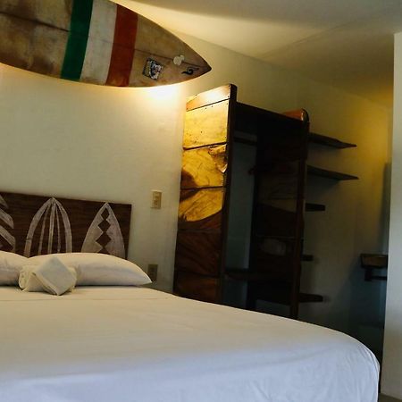 Brisas de Zicatela Experiencia Surf Campホステル エクステリア 写真