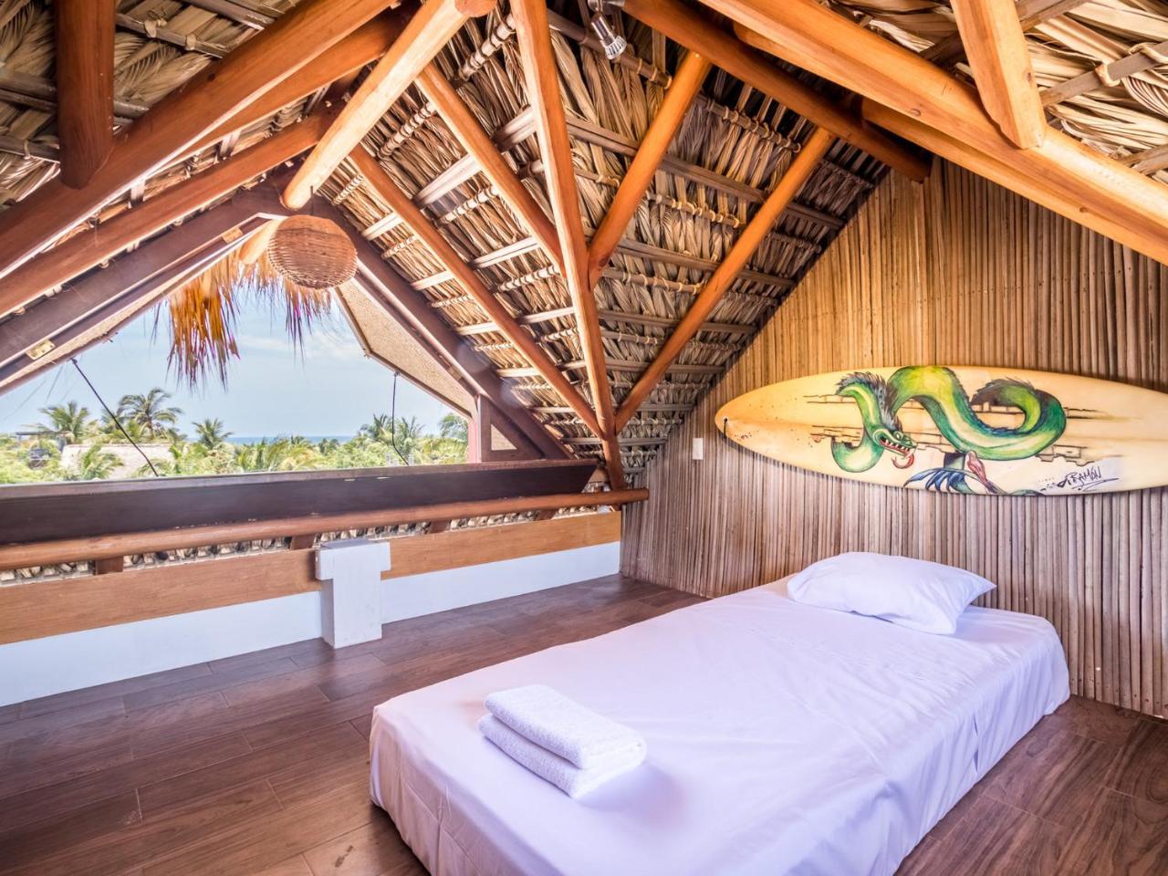 Brisas de Zicatela Experiencia Surf Campホステル エクステリア 写真