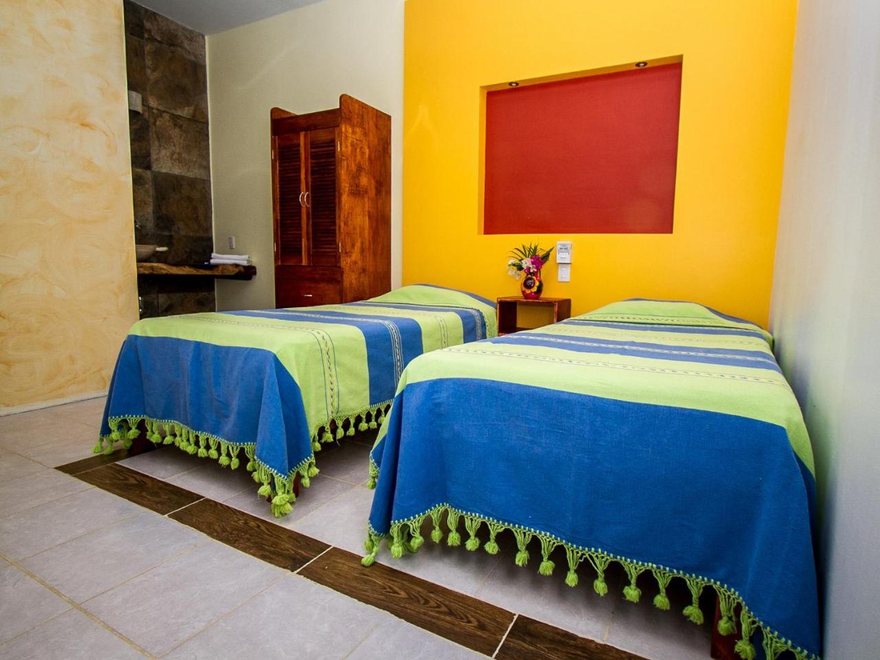 Brisas de Zicatela Experiencia Surf Campホステル エクステリア 写真